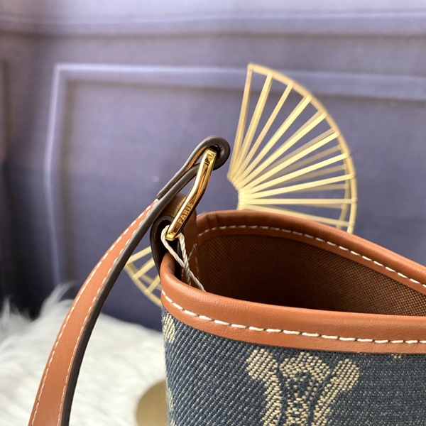 スーパーコピーブランドバッグ角部分ディテール